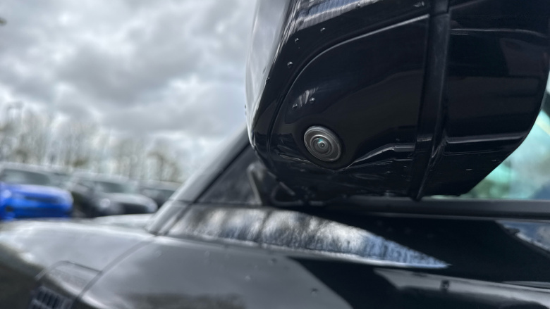 Land Rover Defender 3.0 D250 S 90 3dr Auto Diesel Estate